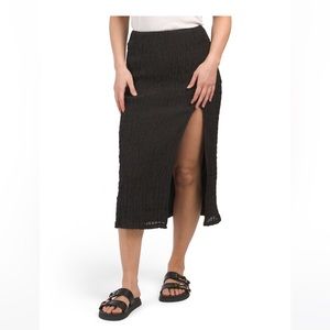 LULUS High Waisted Black Crinkle Midi Skirt With Side Slit Size Medium NWT